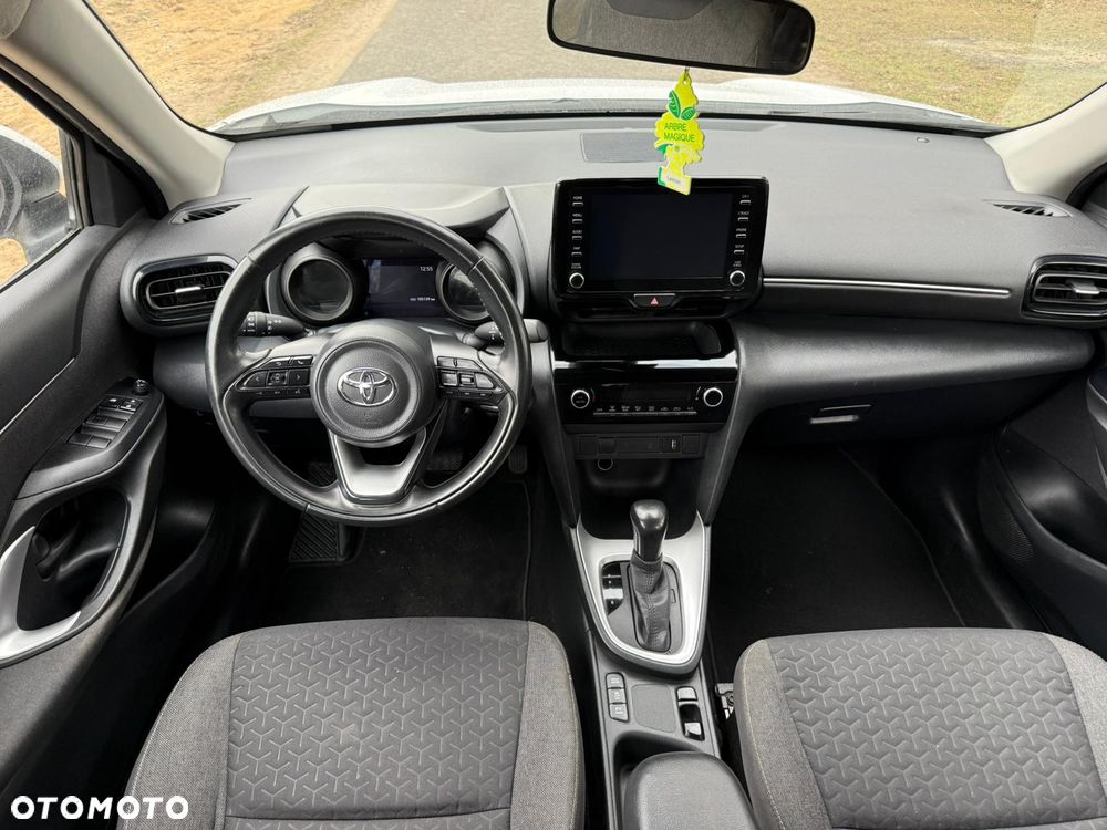 Toyota Yaris Cross Hybrid 1.5 Comfort - 17