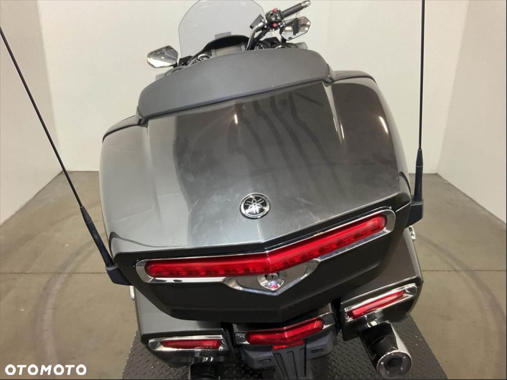 Yamaha Venture - 14