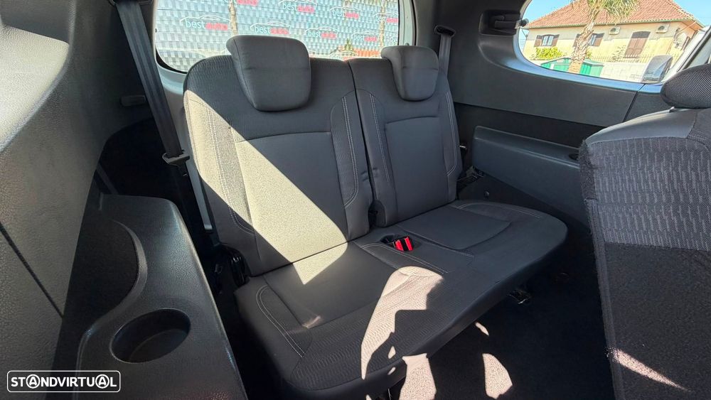 Dacia Lodgy 1.6 MPI Confort 7L Bi-Fuel - 21