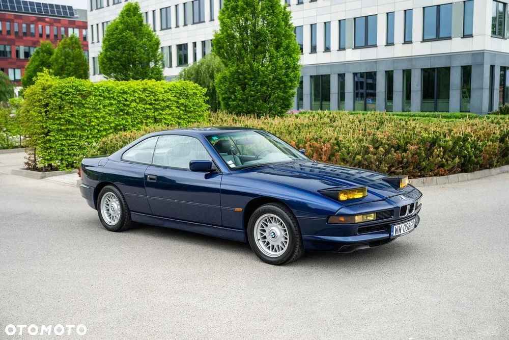 BMW Seria 8 - 3