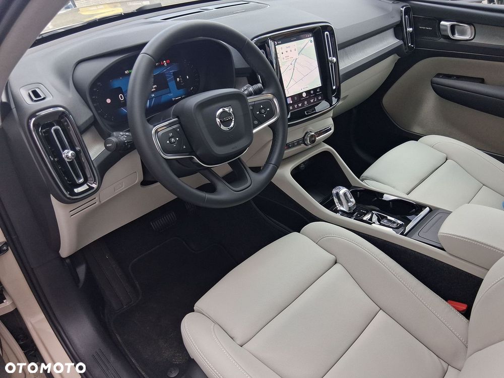 Volvo XC 40 - 11
