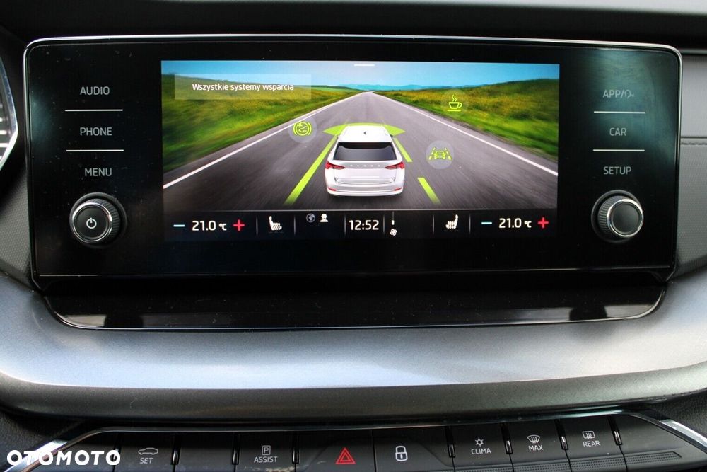 Skoda Octavia 2.0 TDI Ambition DSG - 22