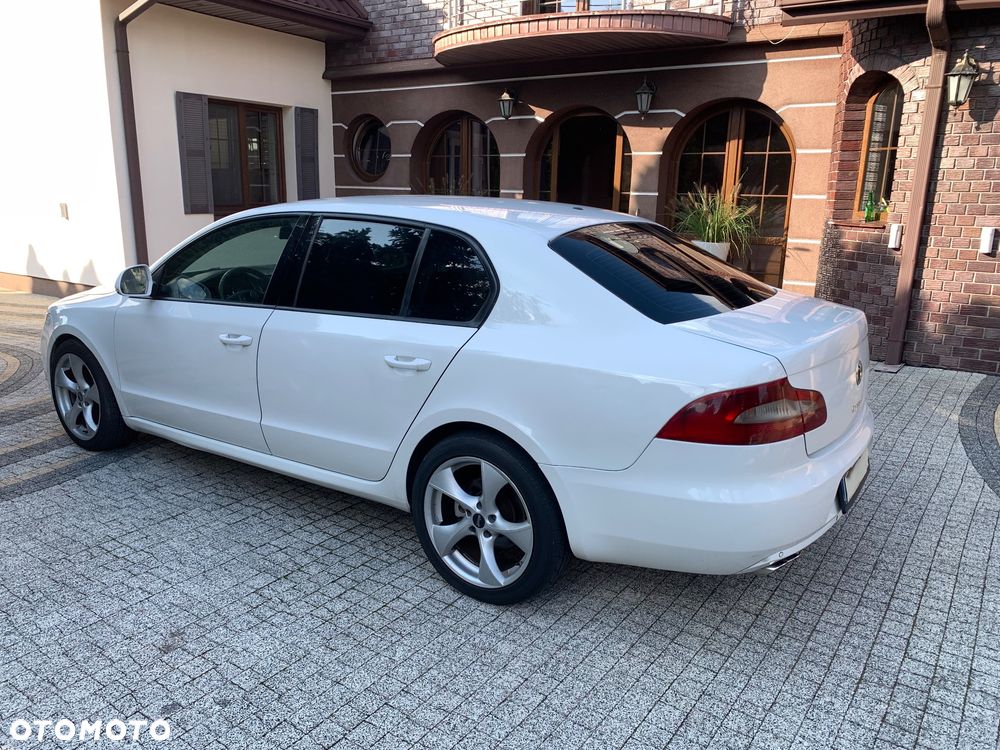 Skoda Superb 2.0 TDI Family - 20