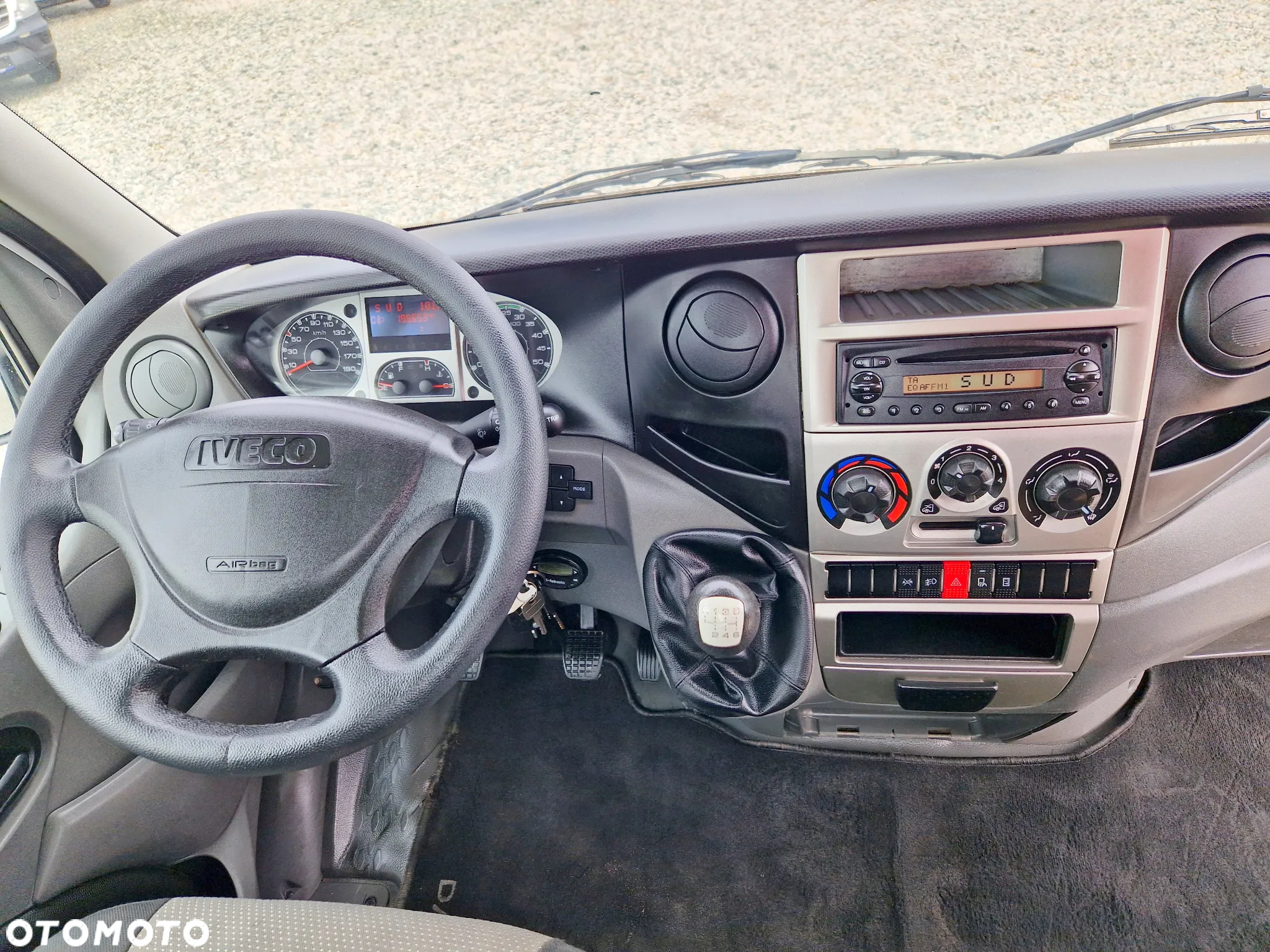 Iveco 35S14 3,0 HPI 140 KONNA SKRZYNIA 3,7M 195T/KM PRZEBIEGU GWARANCJA WEBASTO IDEALNY - 16