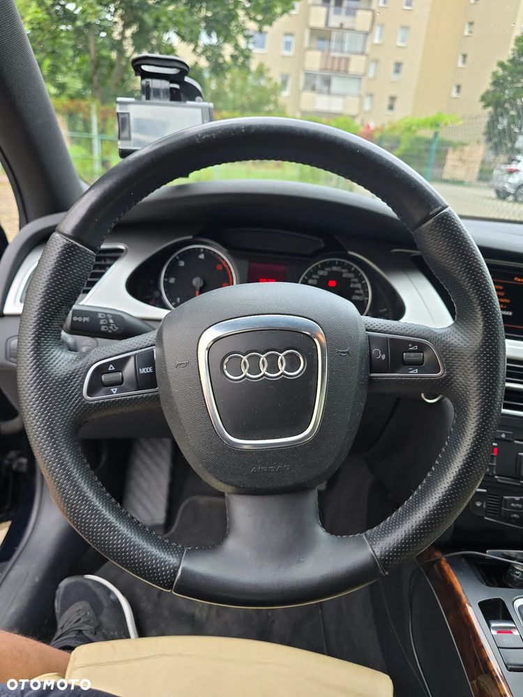 Audi A4 Avant 2.0 TDI DPF Ambition - 12