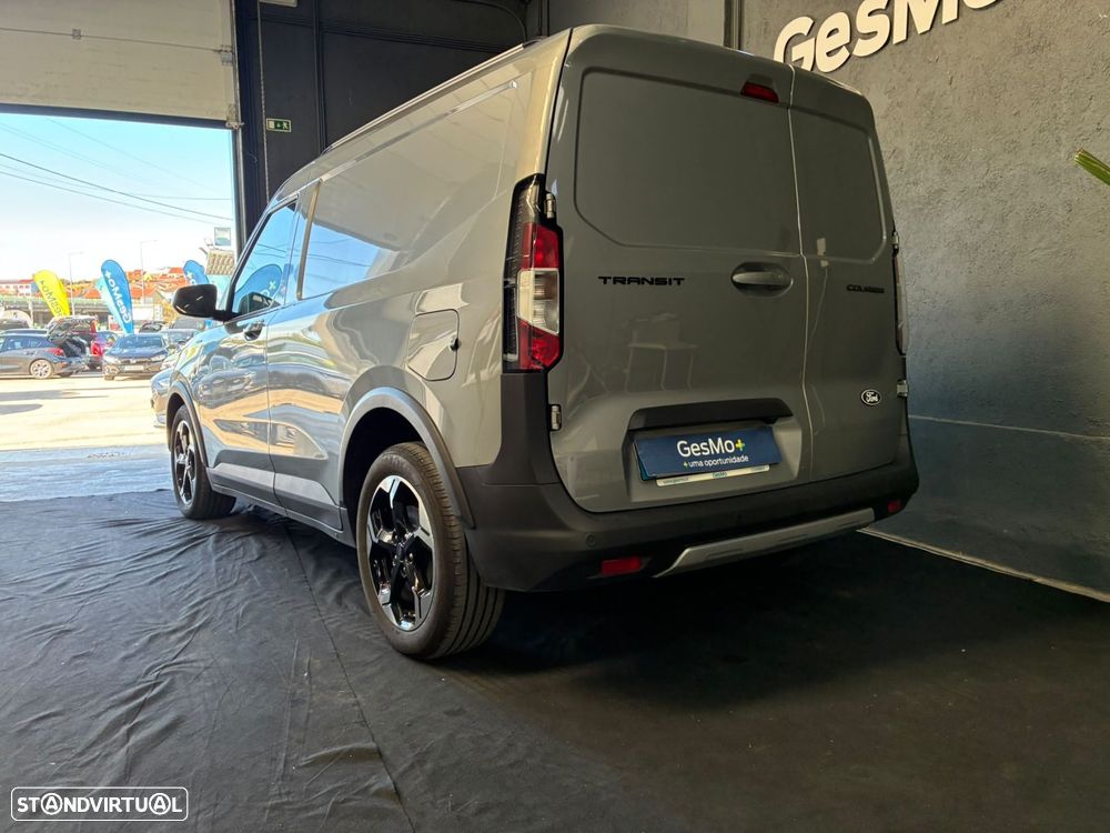 Ford Transit Courier 1.0 EcoBoost Active DCT - 11