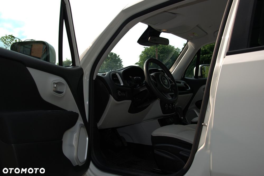 Jeep Renegade - 11