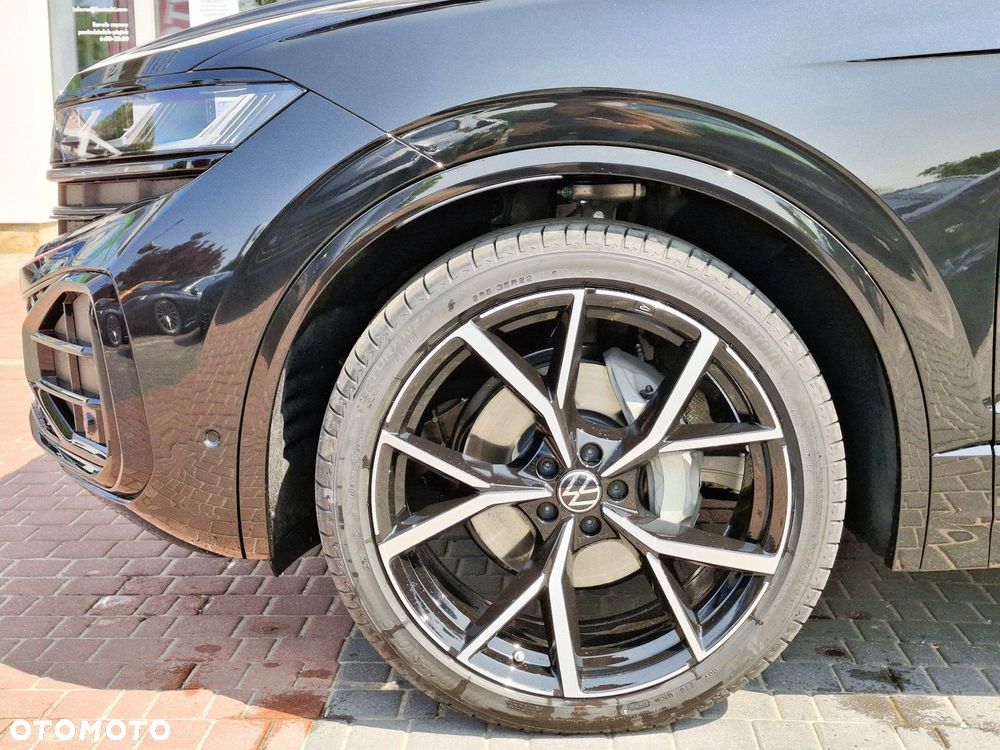 Volkswagen Touareg - 4