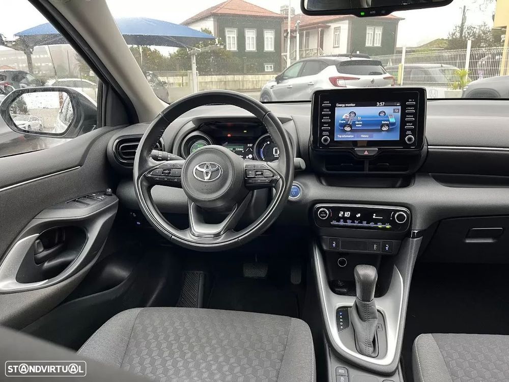 Toyota Yaris 1.5 HDF Comfort Plus - 11