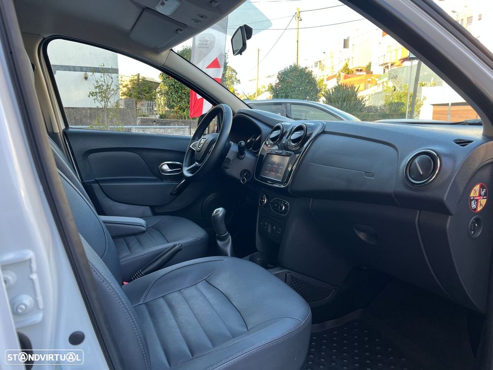 Dacia Sandero 0.9 TCe Stepway - 17