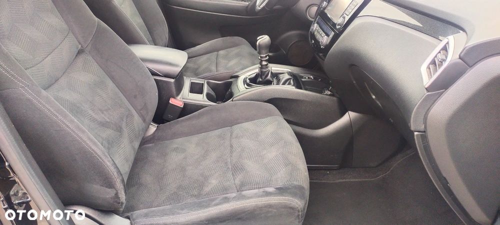 Nissan X-Trail 1.6 DCi N-Connecta 2WD 7os - 17