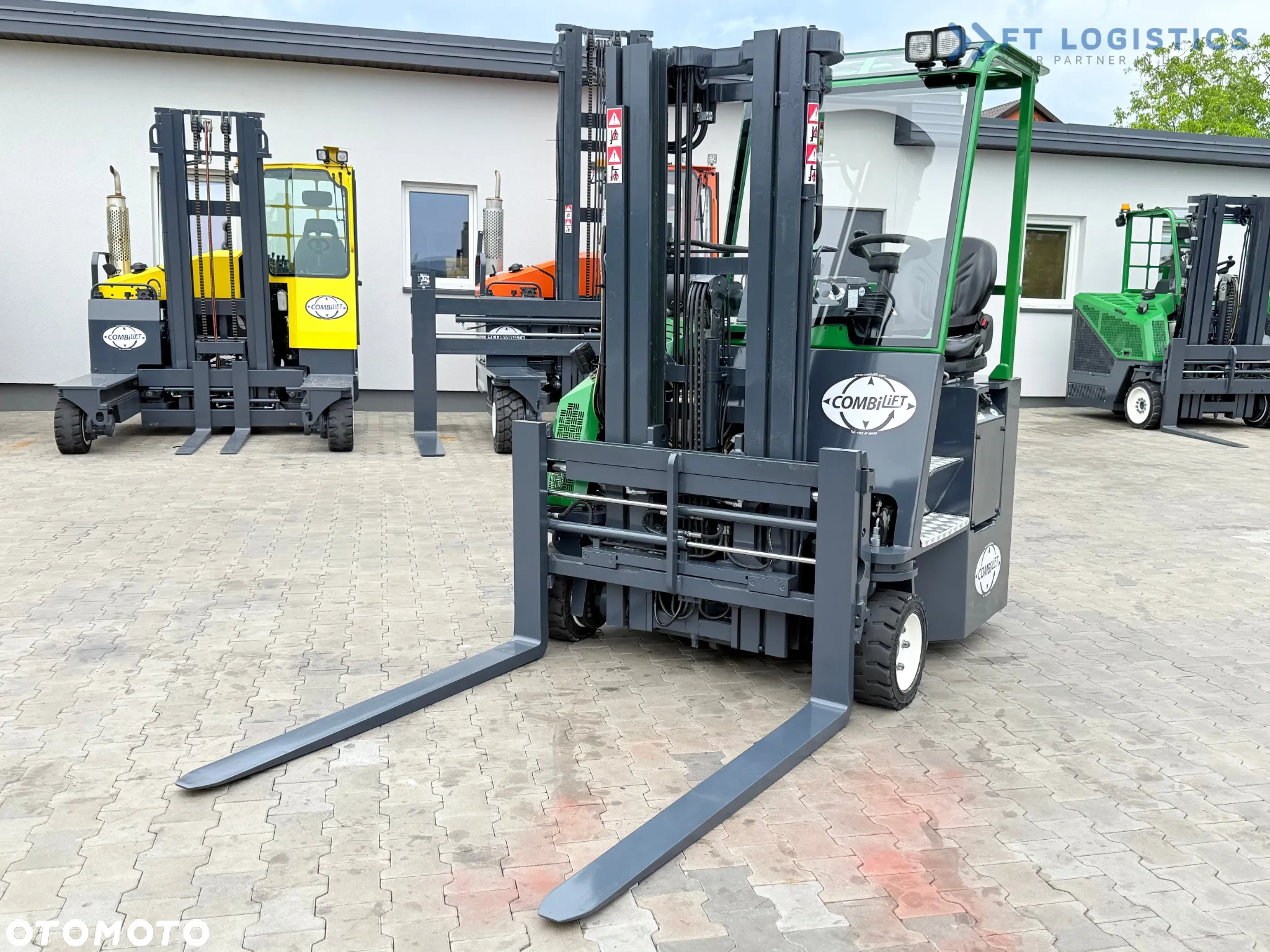 Combilift CB3000 / DIESEL / TRIPLEX 4900MM / WOLNY SKOK / PRZESUW WIDEŁ / POZYCJONER / WIDŁY 1500MM / JAK NOWY - 4