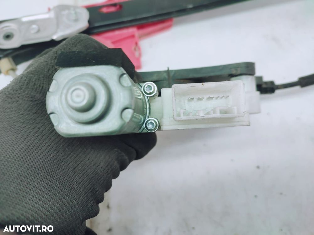 Macara usa dreapta spate 3g9839462b Volkswagen VW Passat B8  [din 2014 pana  2020] - 4