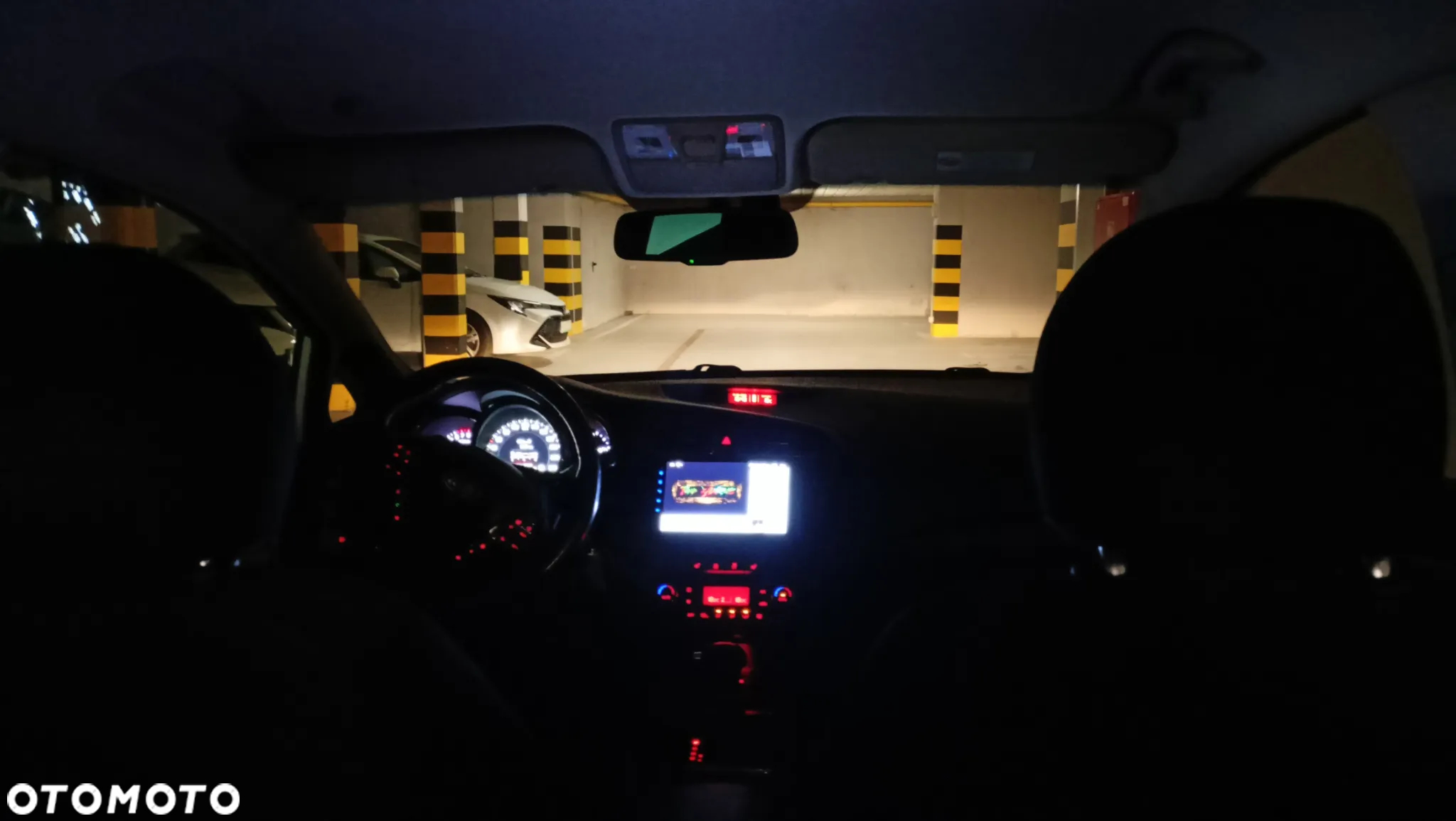 Kia Ceed 1.6 GDI DCT Platinum Edition - 35