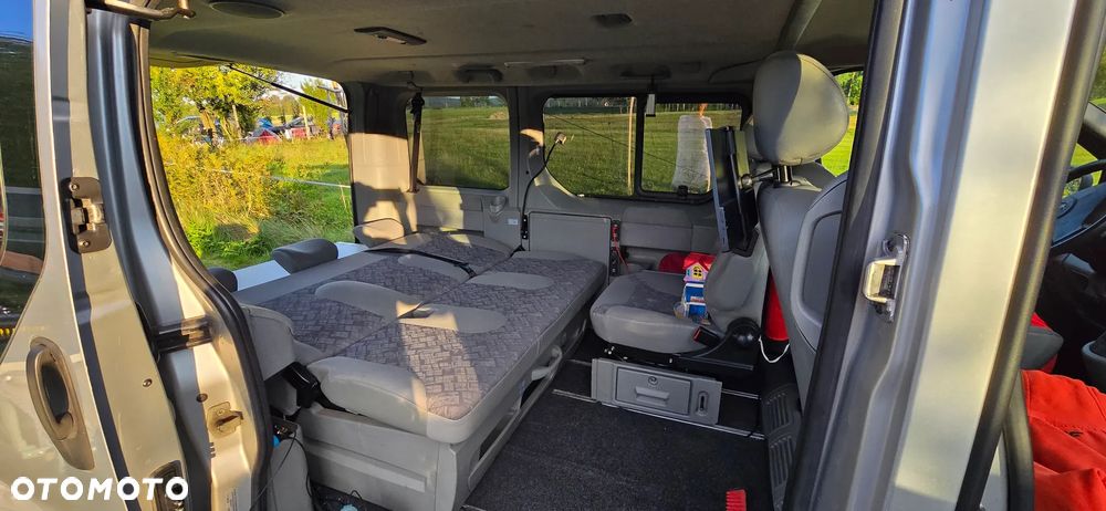 Opel Vivaro 2004 photo 4