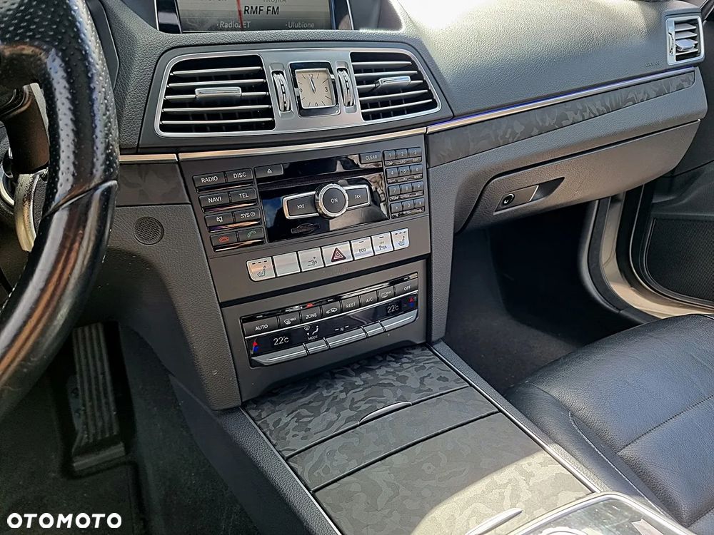 Mercedes-Benz Klasa E - 27