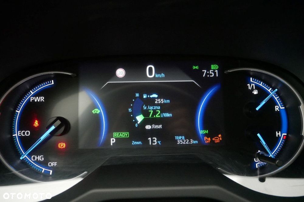 Toyota RAV4 - 9