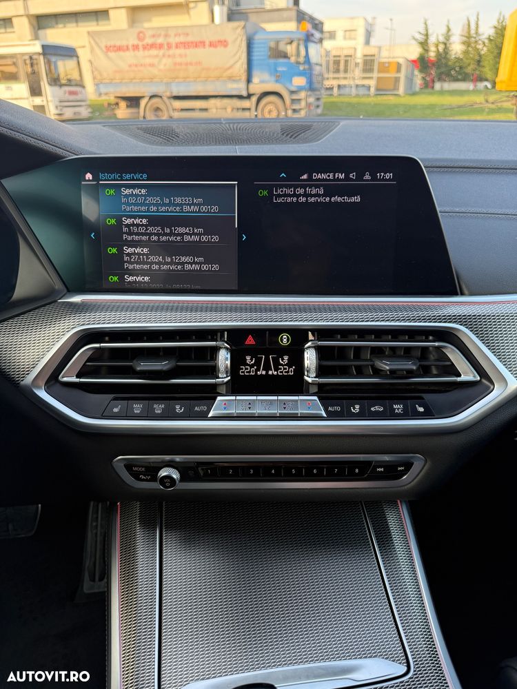 BMW X5 xDrive45e - 17