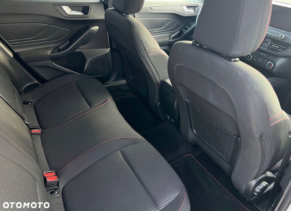 Ford Focus 1.5 EcoBlue ST-Line - 20