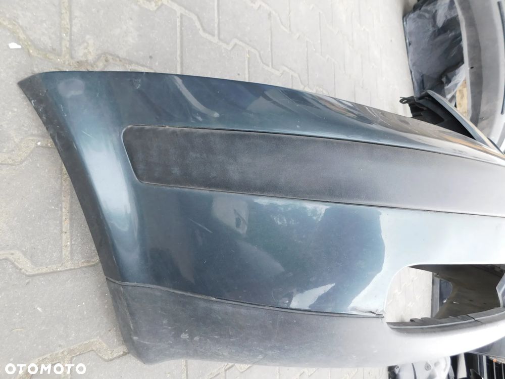zderzak przód przedni VW PASSAT B5 97-00 LC7V - 2
