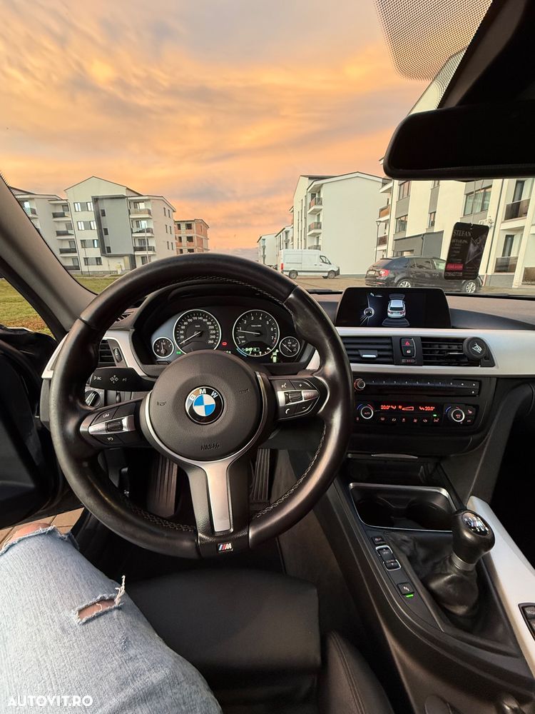 BMW Seria 3 316i Touring Luxury Line - 8