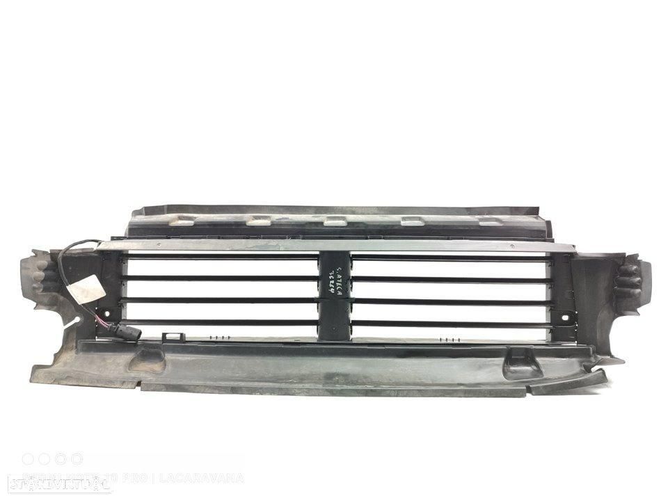 GRELHA AREJADORA SEAT ATECA KH7 - 1