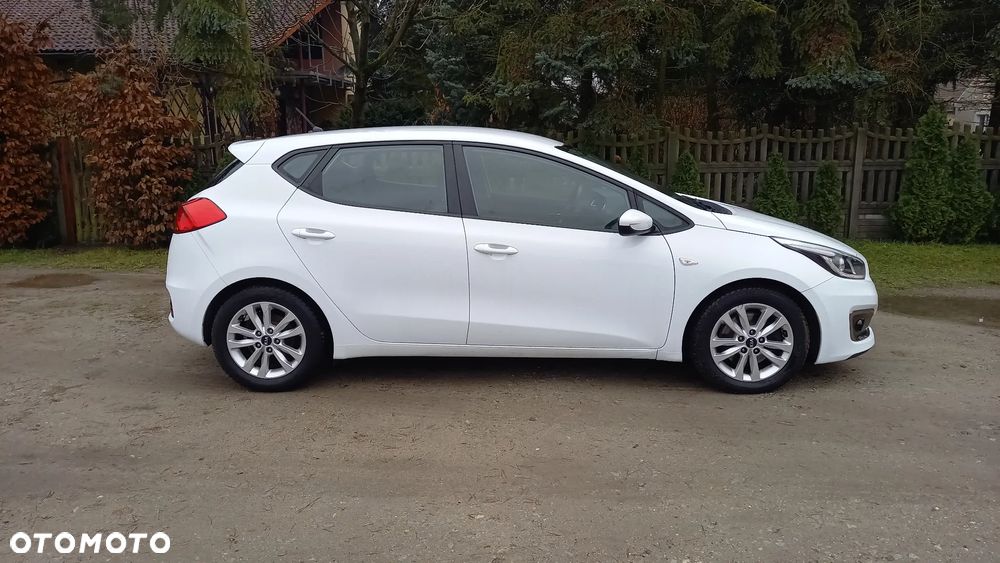 Kia Ceed 1.4 L - 3