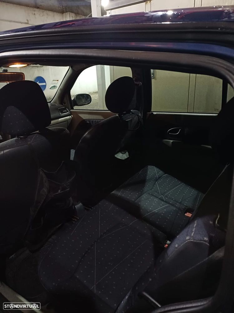 Renault Clio 1.2 - 11