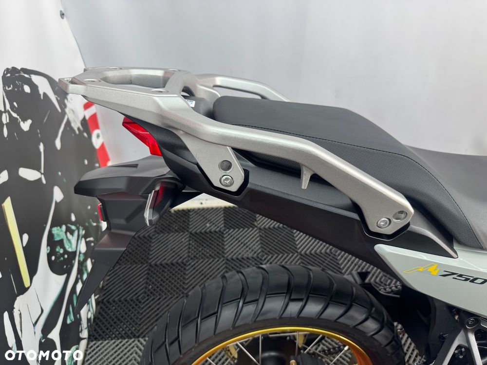Honda Transalp - 32