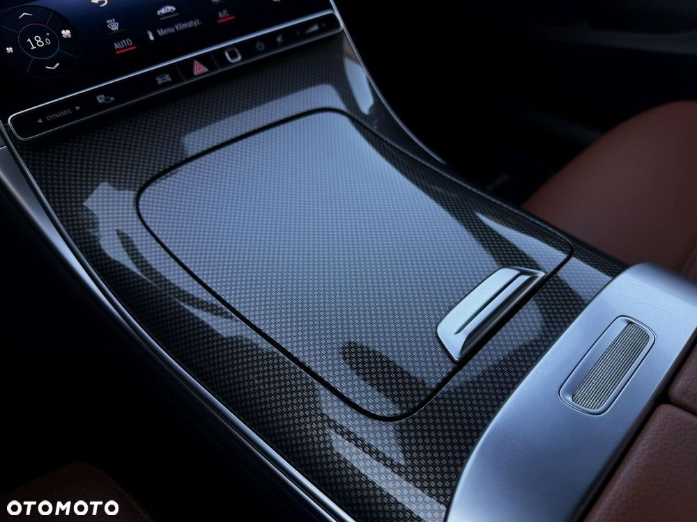 Mercedes-Benz Klasa C 220 d 9G-TRONIC AMG Line - 18