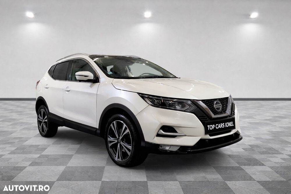 Nissan Qashqai 1.7 dCi Xtronic ALL-MODE 4x4i TEKNA - 2