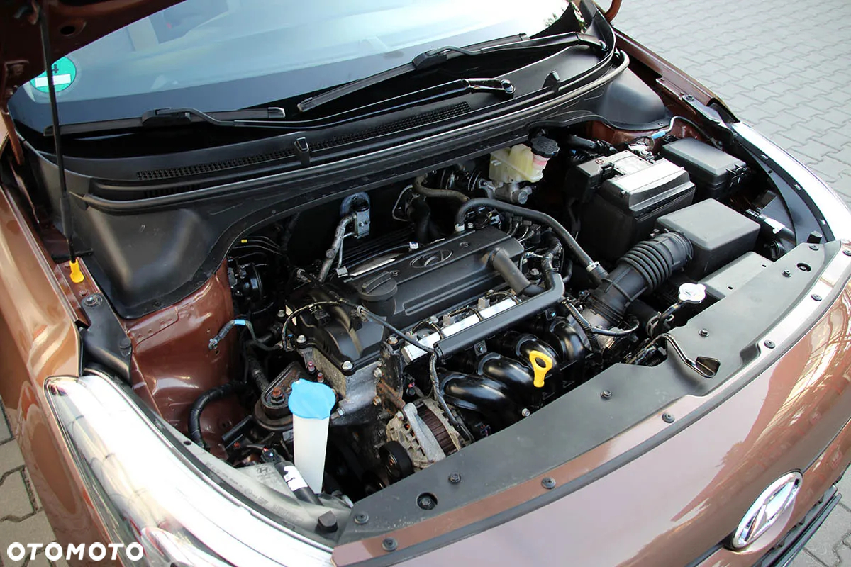 Hyundai i20 1.2 YES Gold - 40