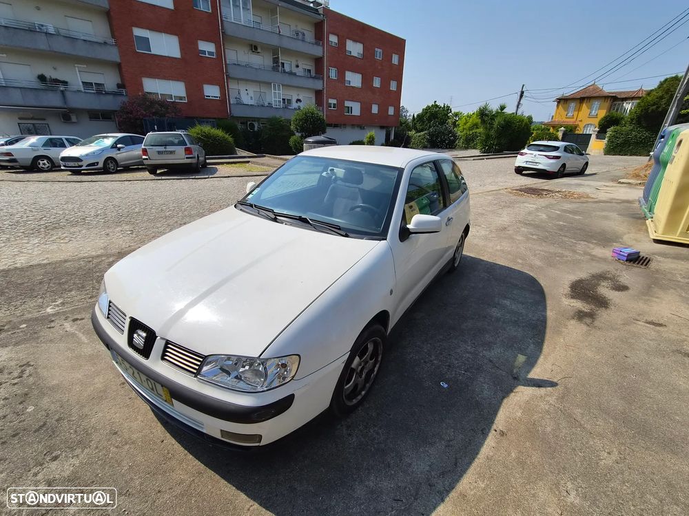 SEAT Ibiza 1.9 TDi Latino - 1