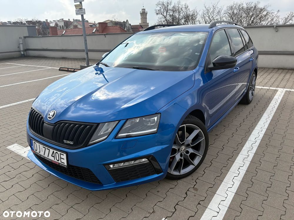 Skoda Octavia 2.0 TDI DSG RS - 2