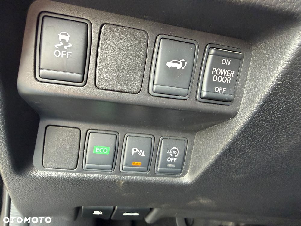 Nissan X-Trail - 36