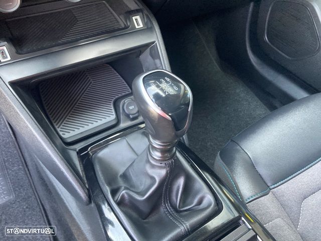 Citroën C4 1.2 PureTech Shine - 28
