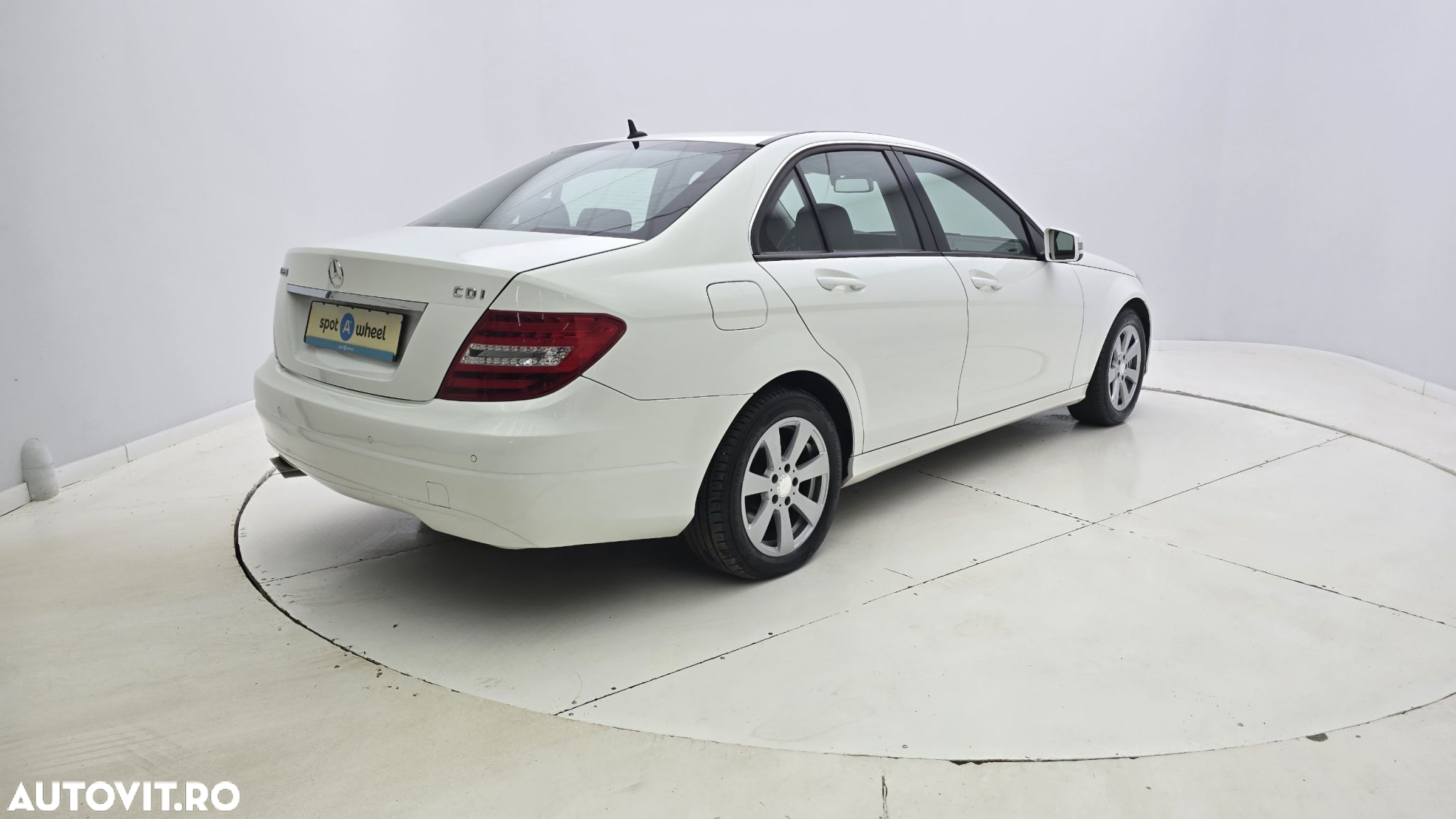 Mercedes-Benz C - 7