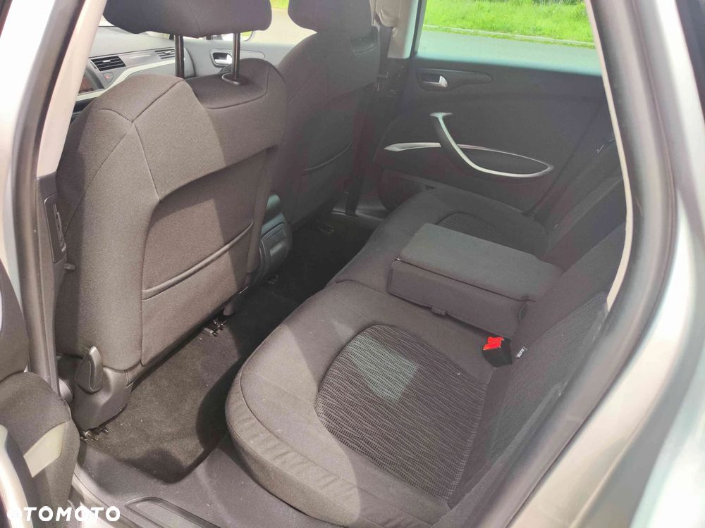 Citroën C5 2.0 HDi Exclusive - 26