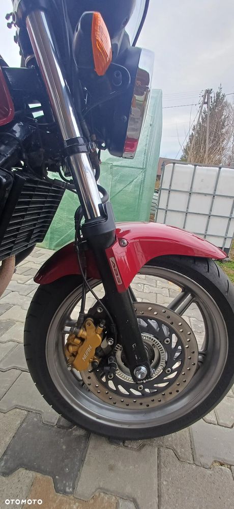 Honda CBF - 10