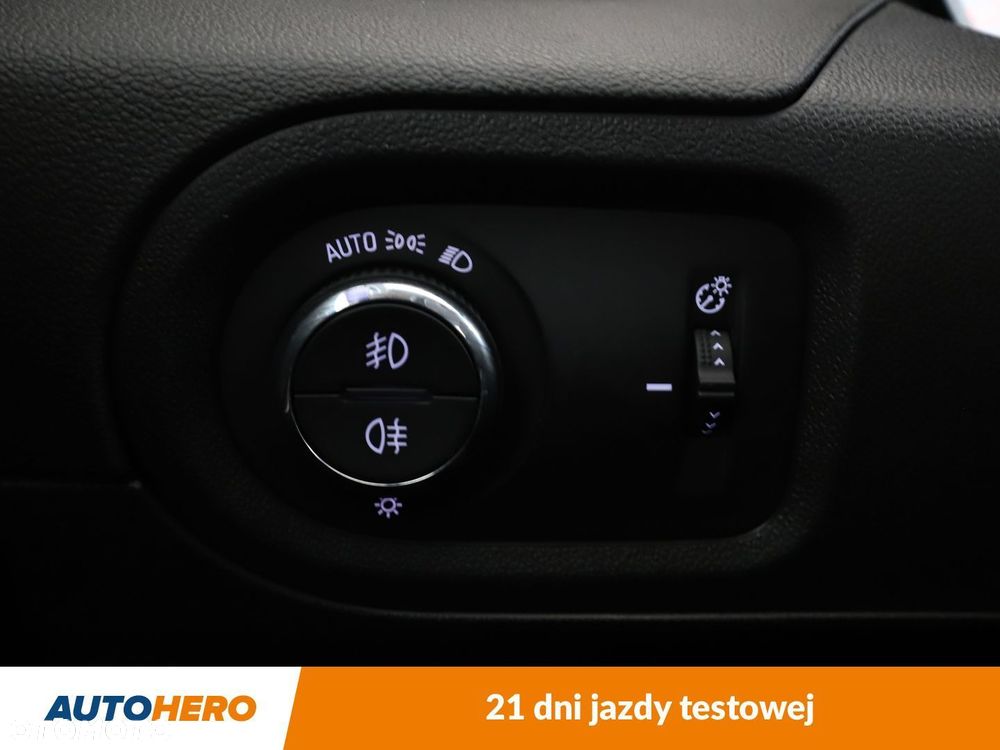 Opel Grandland X 1.2 T Enjoy S&S - 31