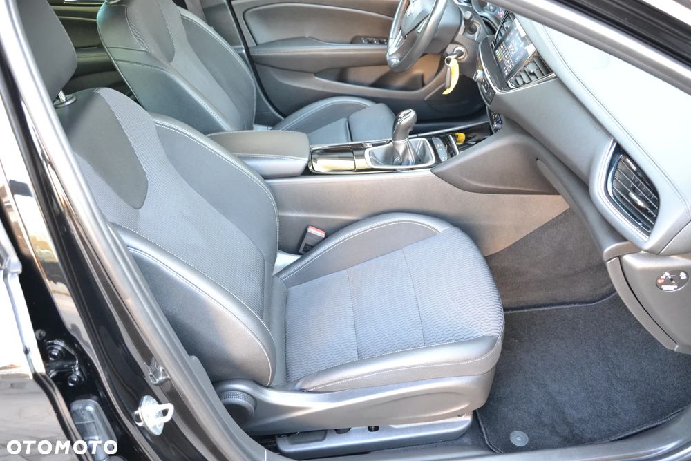 Opel Insignia - 7