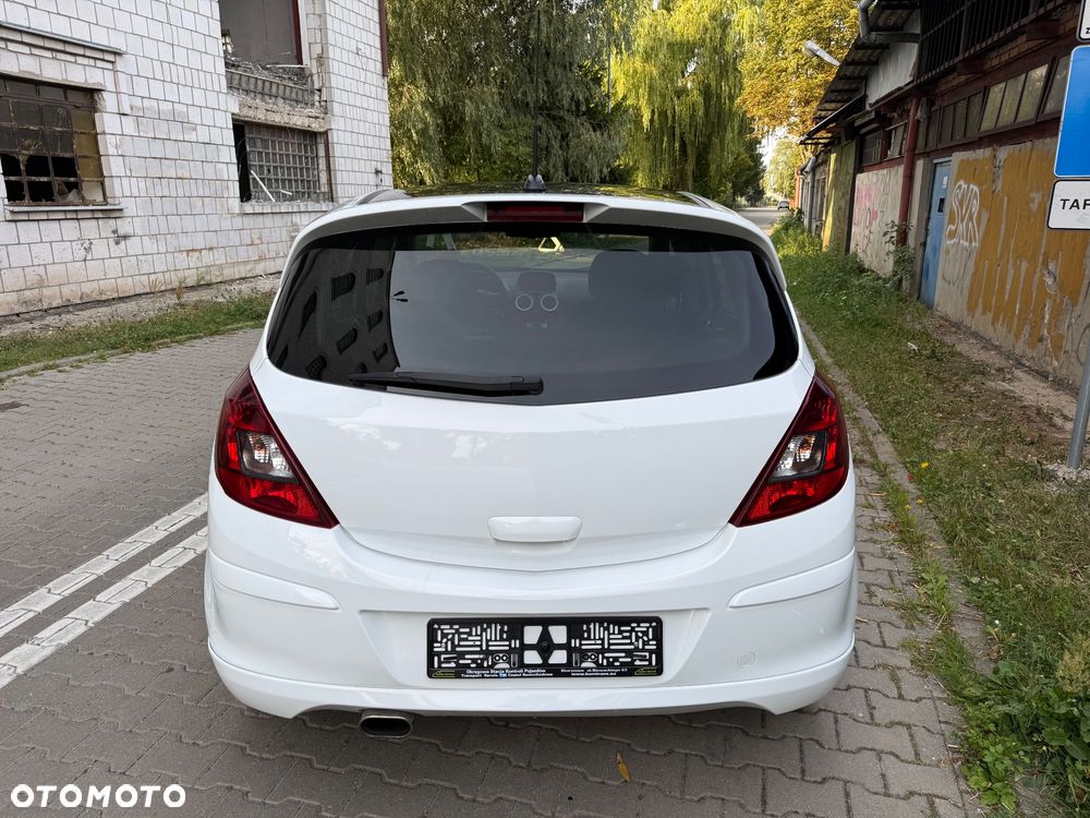 Opel Corsa 1.6 Turbo GSi - 4