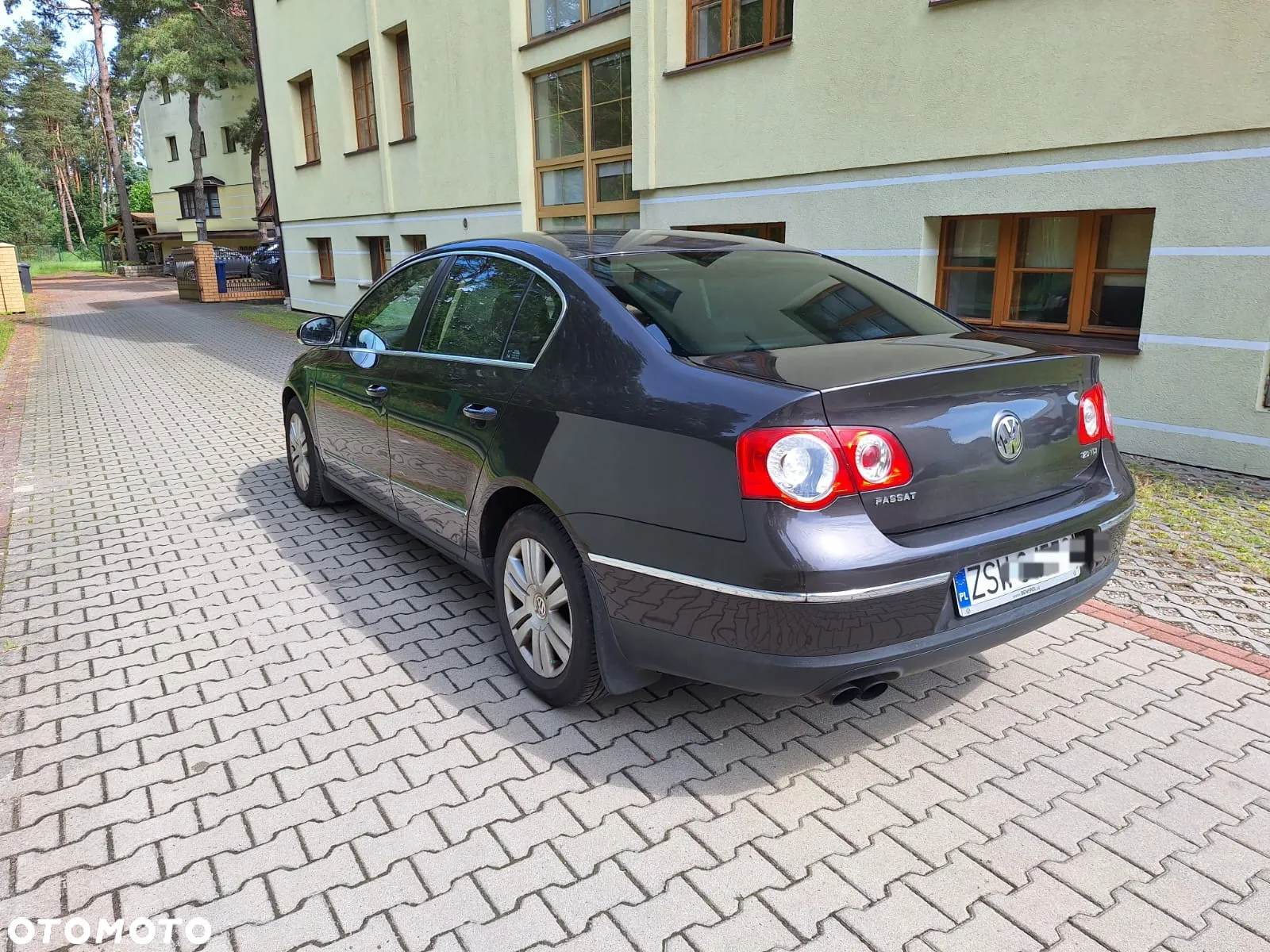 Volkswagen Passat 2.0 TDI DPF Highline - 5