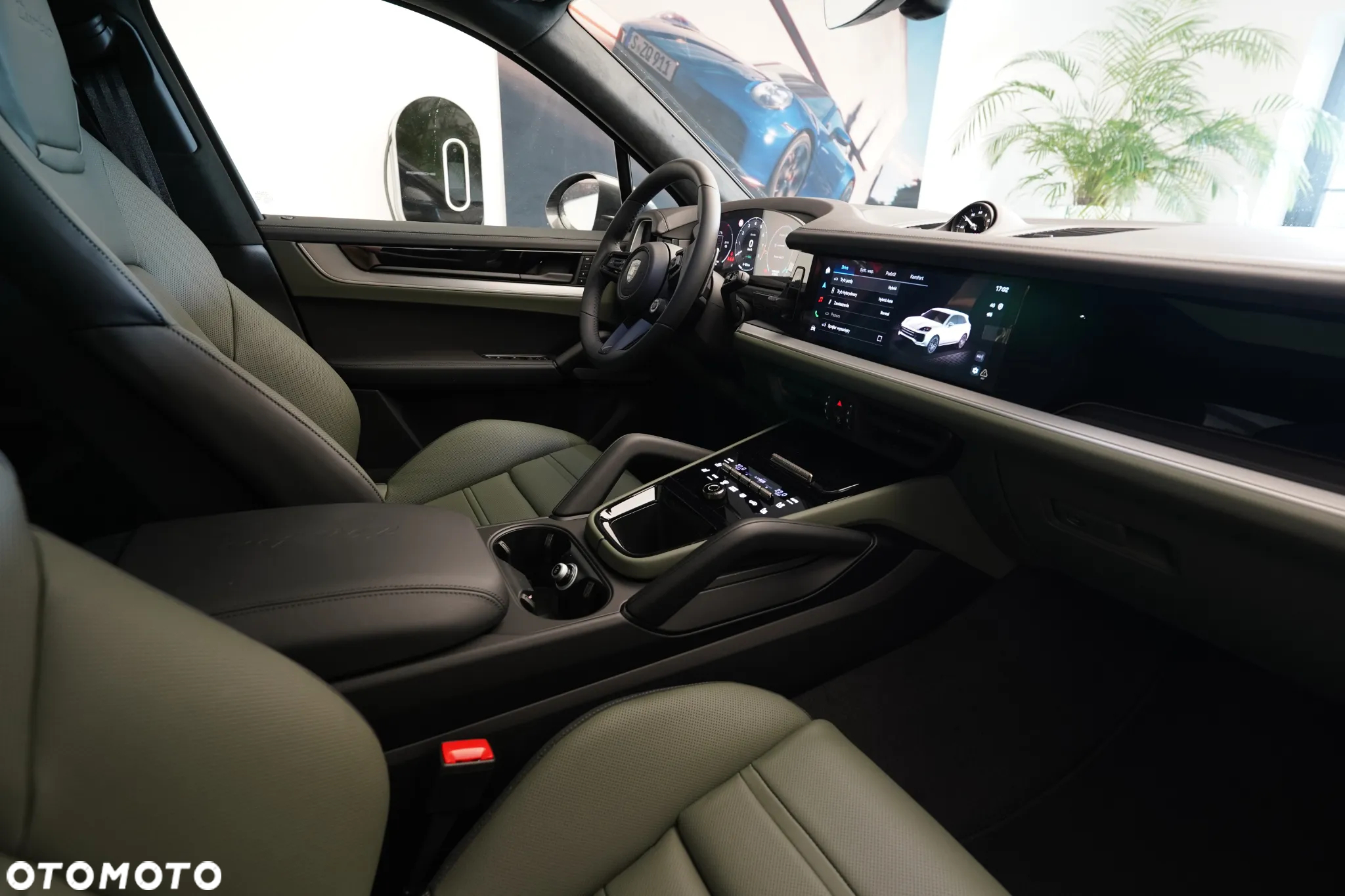 Porsche Cayenne - 26