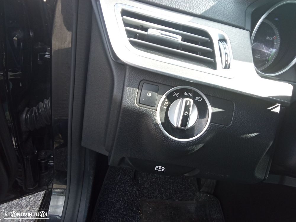 Mercedes-Benz E 300 Bluetec Hybrid Elegance - 16