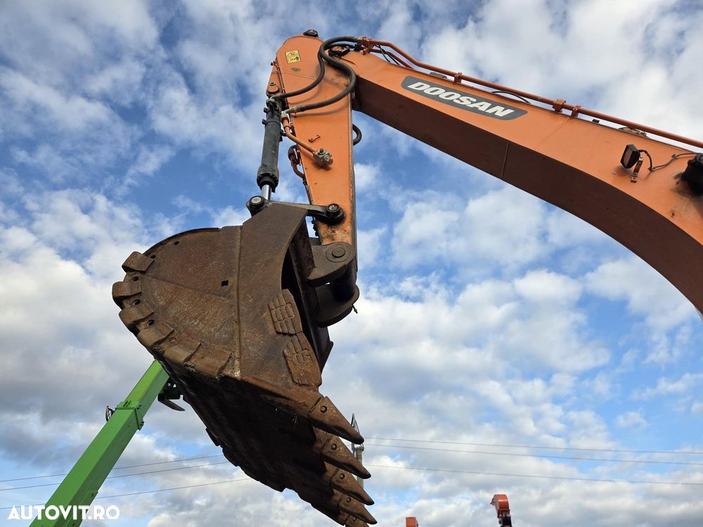 Doosan DX255, 25,5 tone, 2021, 9.340h, Cupa 1,55mc, adanc sapare 6,5m, inst picon pe brate, lant 70% ok, camera spate si lateral dreapta, posibilitate leasing 4 ani-PROMOTIE 50.900 EUR+Tva - 13