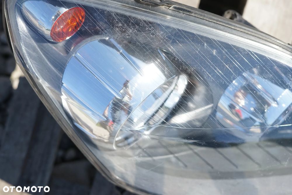 Lampa przód przednia prawa Opel Zafira II B Anglik - 4