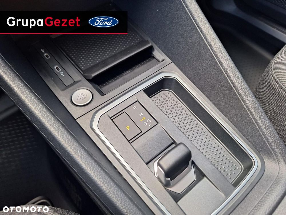 Ford Transit Connect - 12