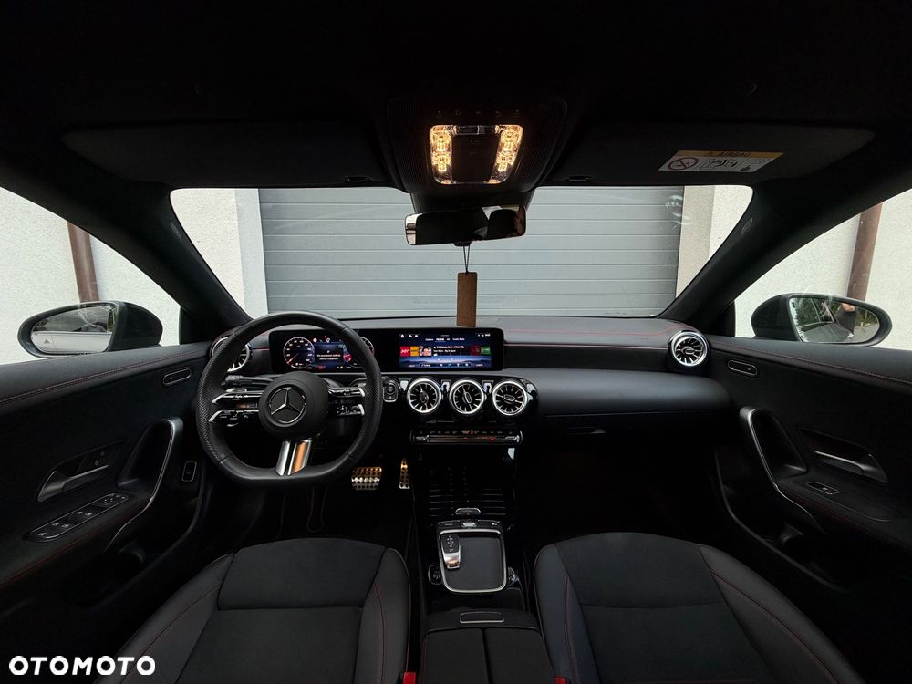 Mercedes-Benz CLA 220 AMG Line 7G-DCT - 10