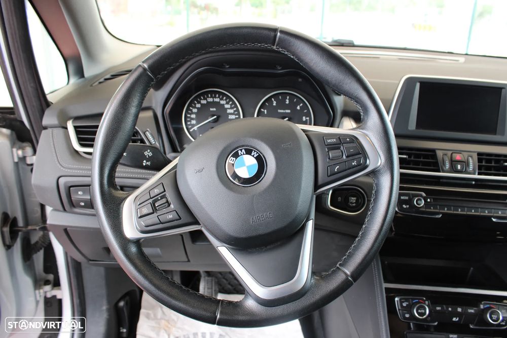 BMW 216 Active Tourer d Line Sport - 9